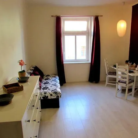Apartment Cozy Studio Slik Close To Castle Prague