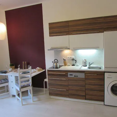 Lejlighed Cozy Studio Slik Close To Castle Prag